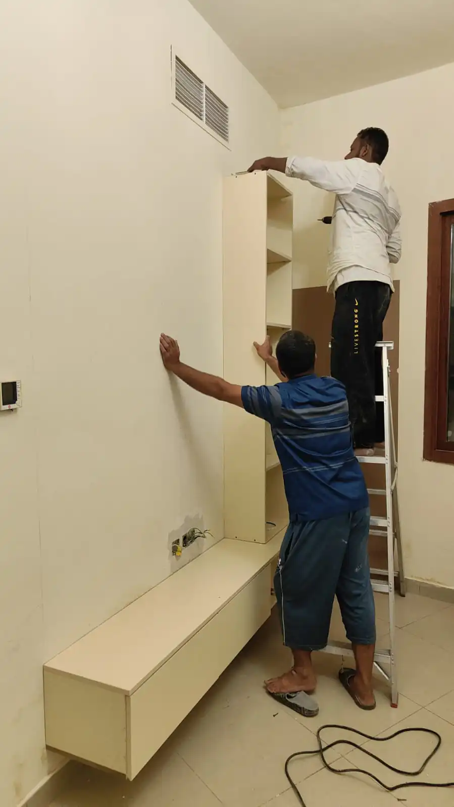 001099 (5) 001099 (5)