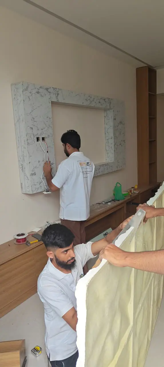 001101 2 (52) 001101 2 (52)