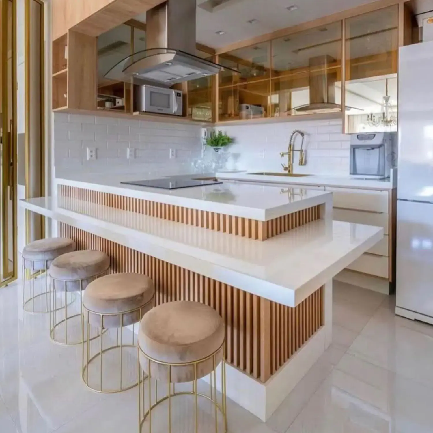 Kitchen Island | Instylea | Kitchen Interior | Dubai | UAE