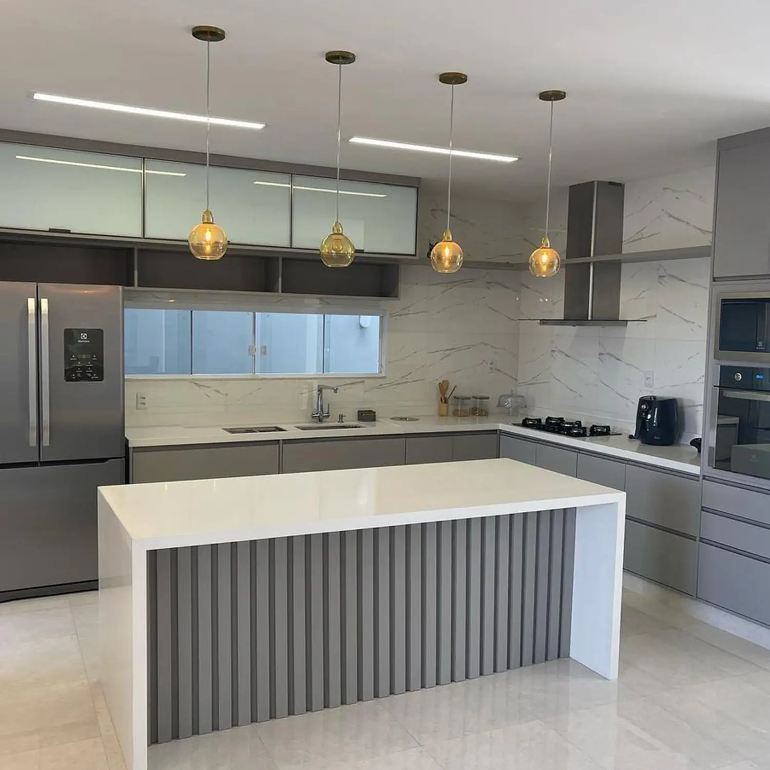 Kitchen Island | Instylea | Kitchen Interior | Dubai | UAE