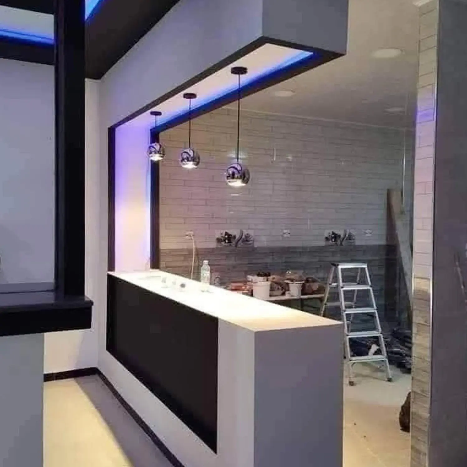 Kitchen Island | Instylea | Kitchen Interior | Dubai | UAE