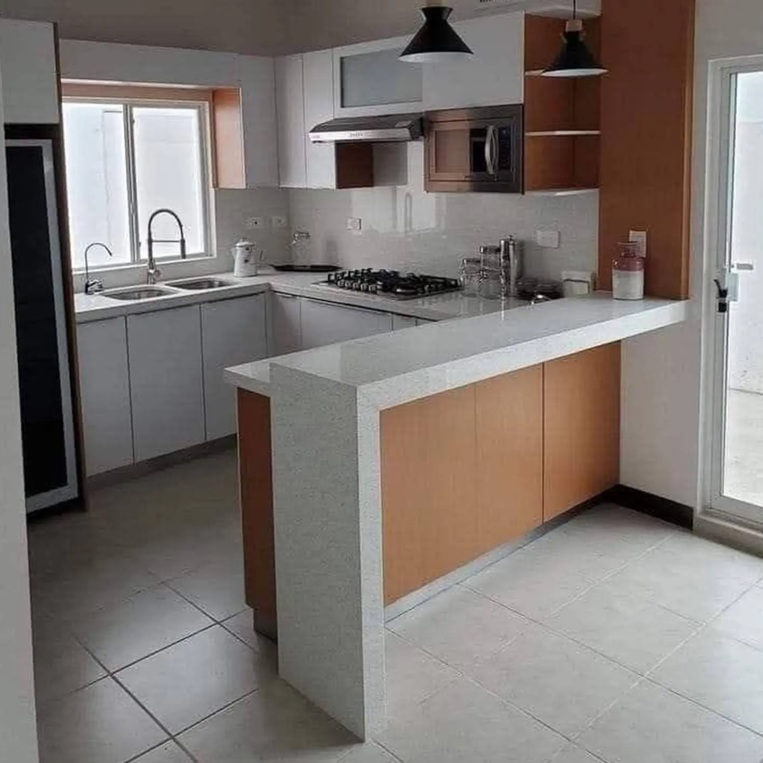 Kitchen Island | Instylea | Kitchen Interior | Dubai | UAE