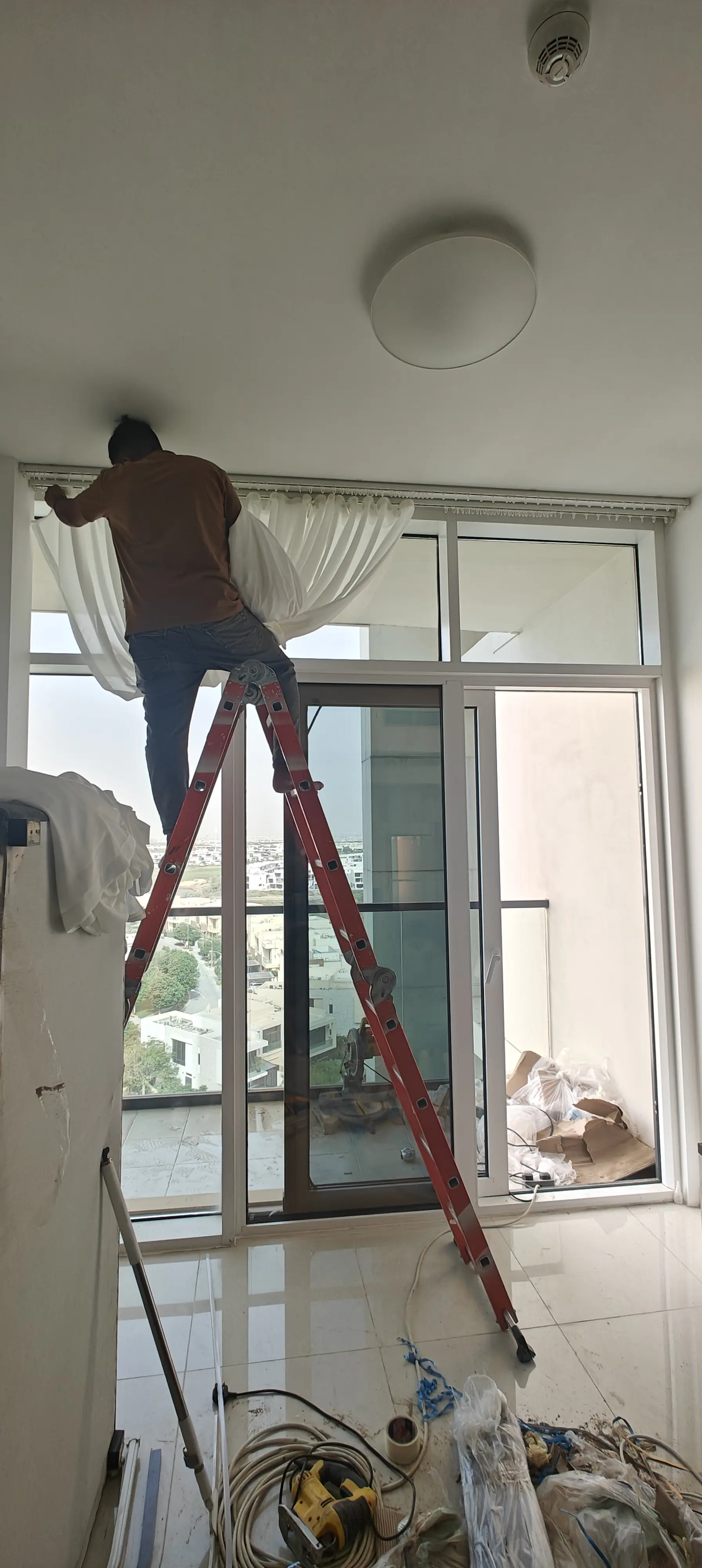 TV media wall and curtains installation in Damac Hills Dubai (23) TV media wall and curtains installation in Damac Hills Dubai (23)