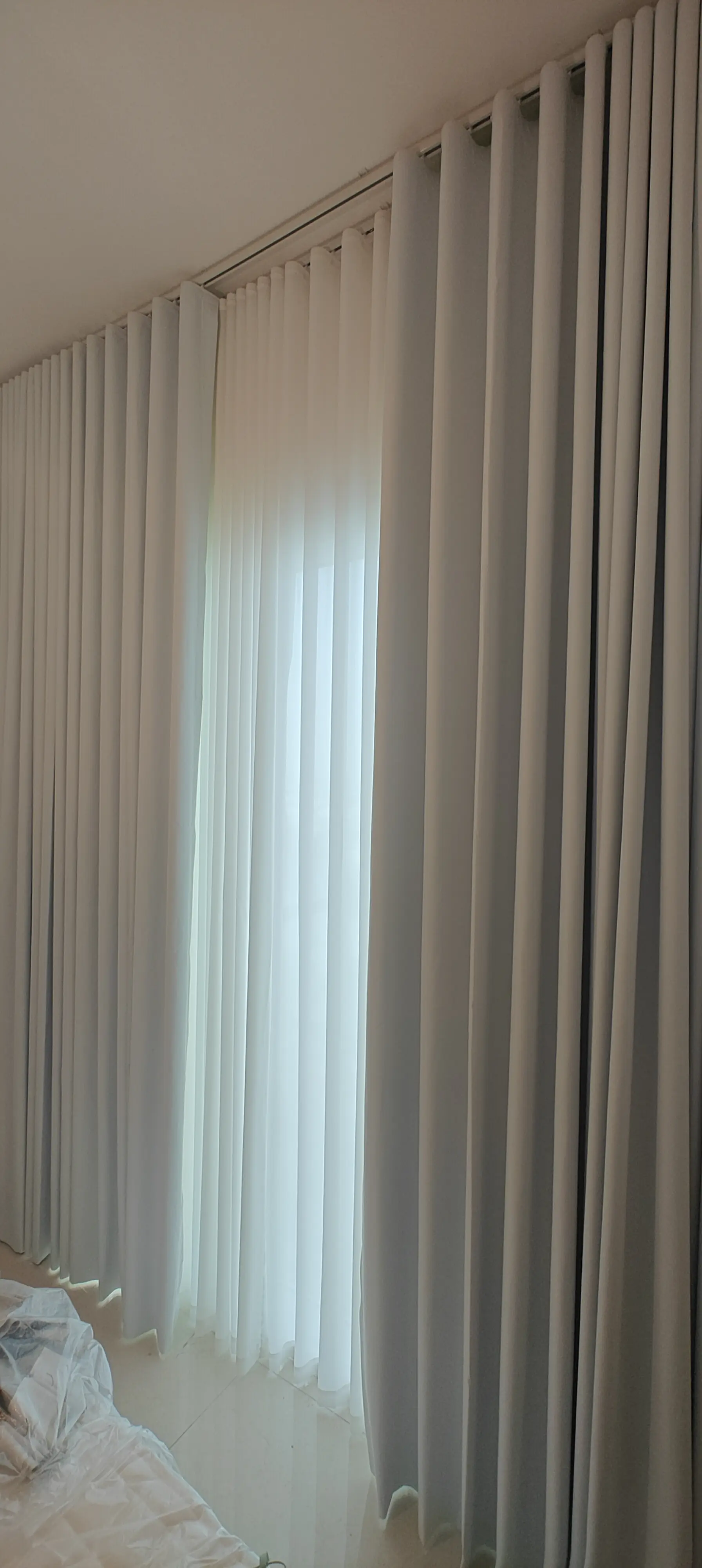 TV media wall and curtains installation in Damac Hills Dubai (37) TV media wall and curtains installation in Damac Hills Dubai (37)