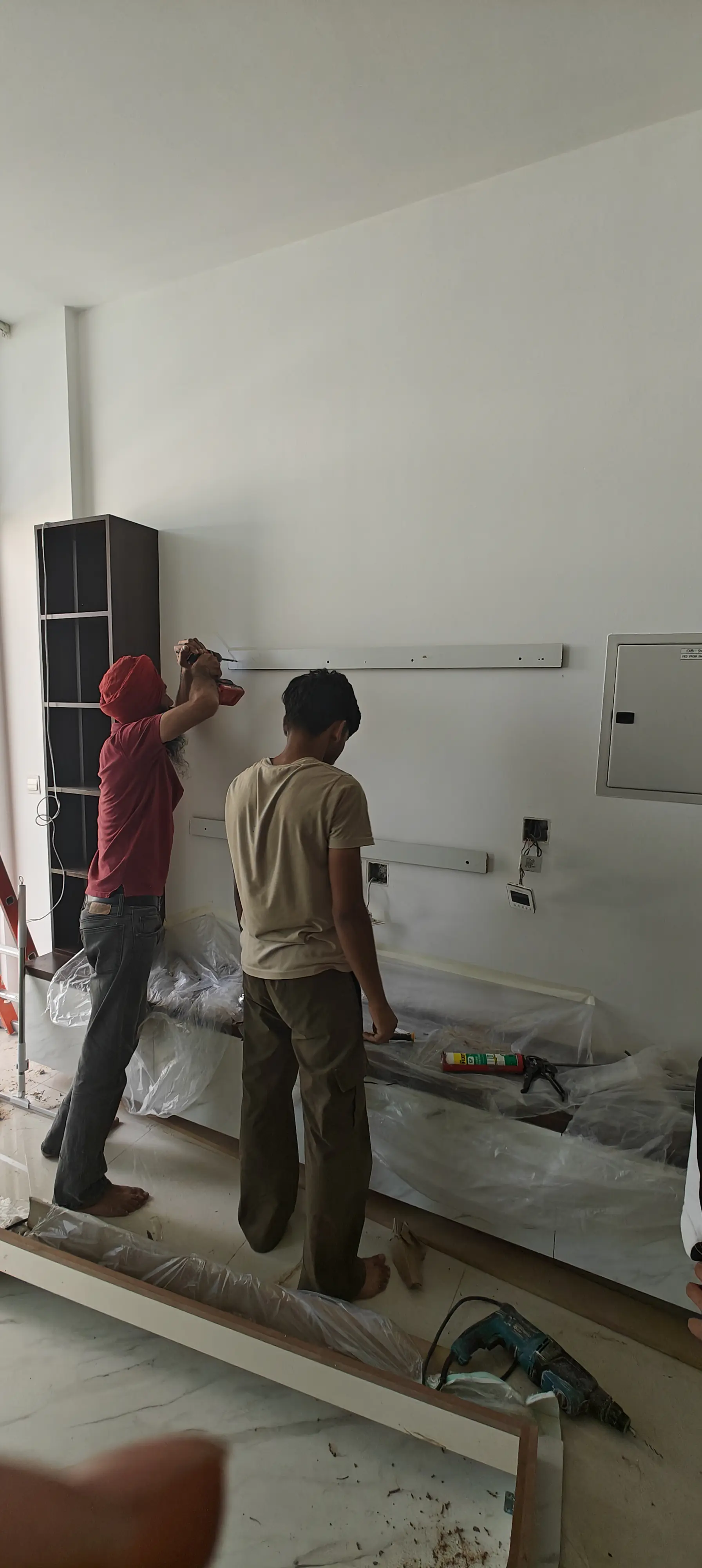 TV media wall and curtains installation in Damac Hills Dubai (7) TV media wall and curtains installation in Damac Hills Dubai (7)